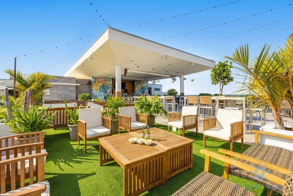 Rooftop Pool & Hot Tub - Gym - Hollywood Beach Extérieur photo